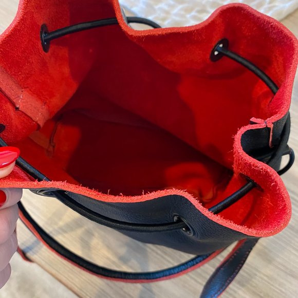 Cynthia Mae Anne Bucket Bag - Picture 3 of 7